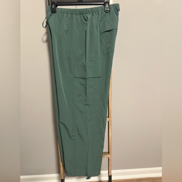 Pink - Picture 8 of 9